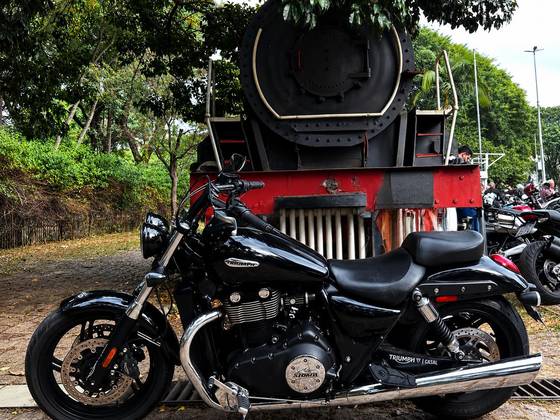 TRIUMPH THUNDERBIRD STORM TRIUMPH THUNDERBIRD STORM